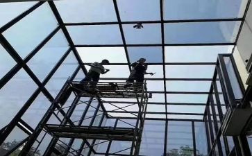 大玻璃升降机读后感6篇