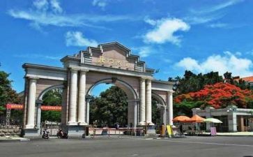 高校毕业生自我鉴定表自我鉴定模板7篇