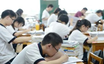 高一英语下学期教学工作总结4篇