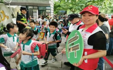 维护校园环境演讲稿5篇