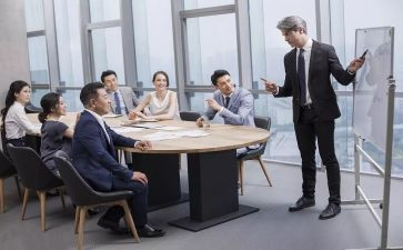厅经理个人总结最新5篇