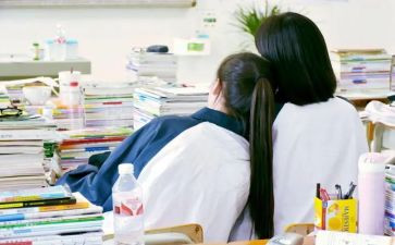 写同桌的作文300字8篇
