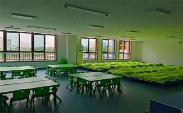 托班教师月总结个人总结6篇