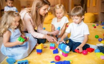 幼儿中班月工作总结6篇