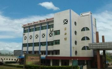 中专学校自我鉴定参考7篇
